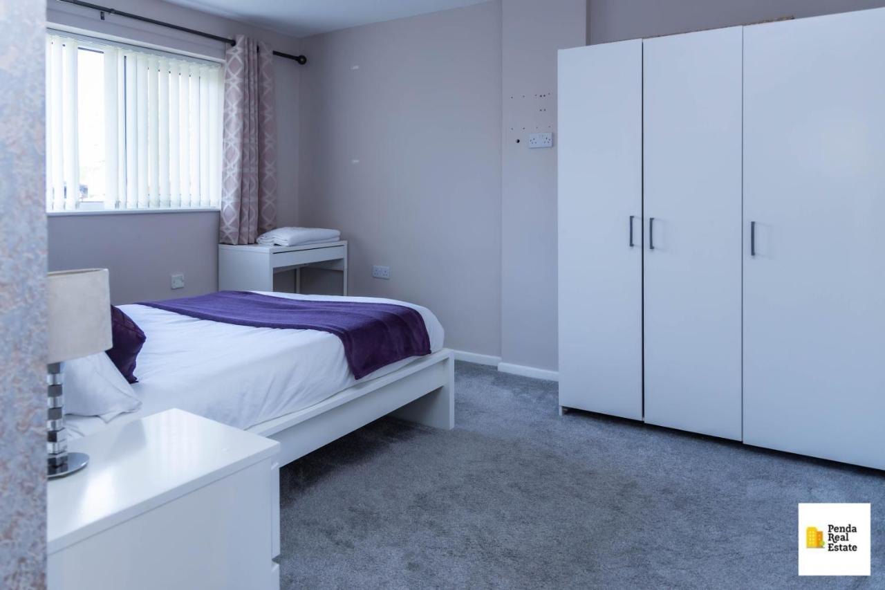 Penda Contractor And Leisure Guests Nottingham Villa Ngoại thất bức ảnh