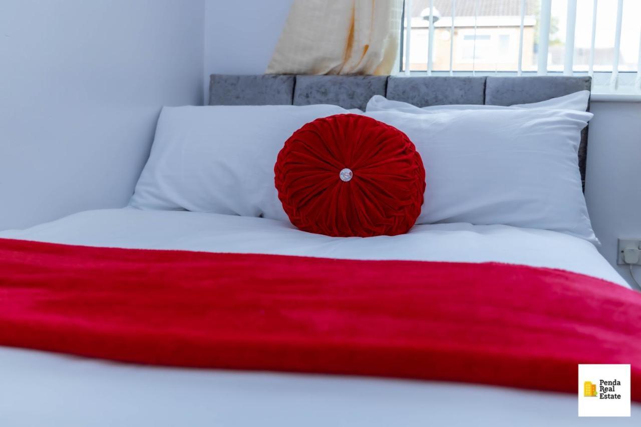 Penda Contractor And Leisure Guests Nottingham Villa Ngoại thất bức ảnh